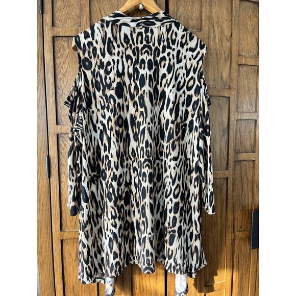 Susan Graver Duster Open Front Cardigan Leopard Print Size 2X Cut Out Shoulder - Picture 2 of 8